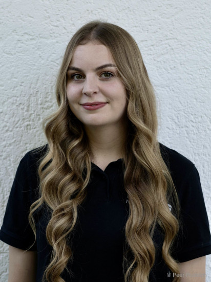 Geschäftsführerin: Maike Meng